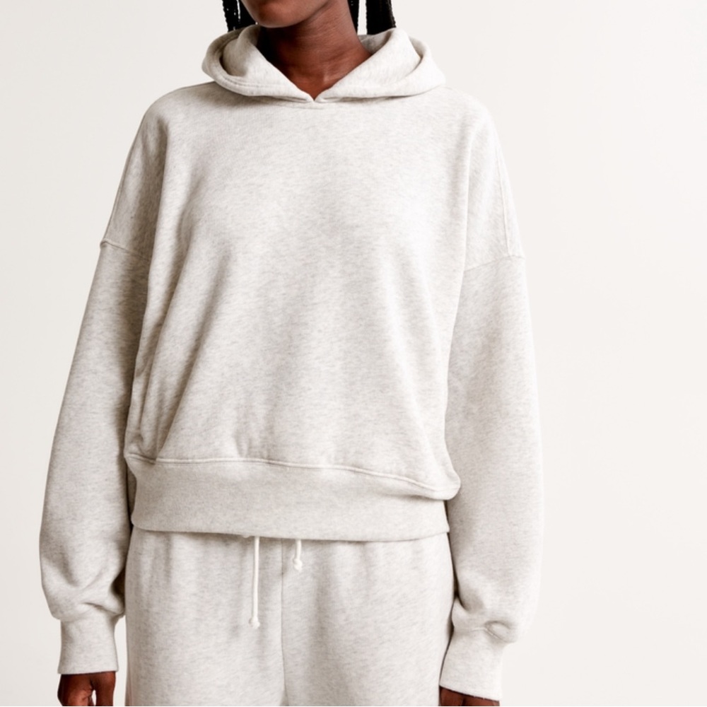 NWT Abercrombie & Fitch hoodie the lounge collection